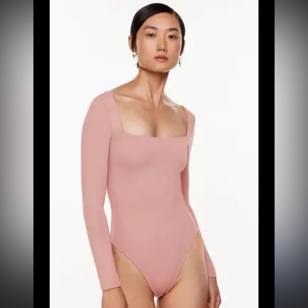Elodie Long Sleeve Bodysuit
Size XS | Excellent Condition